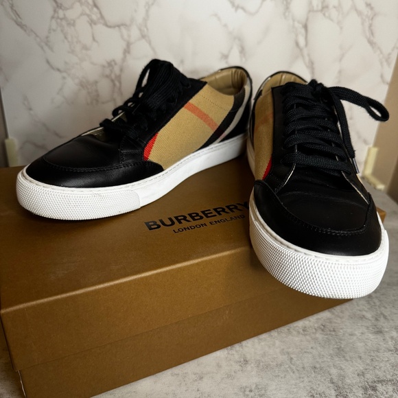 Authentic Burberry check and leather sneakers size 9.5 - Picture 1 of 3